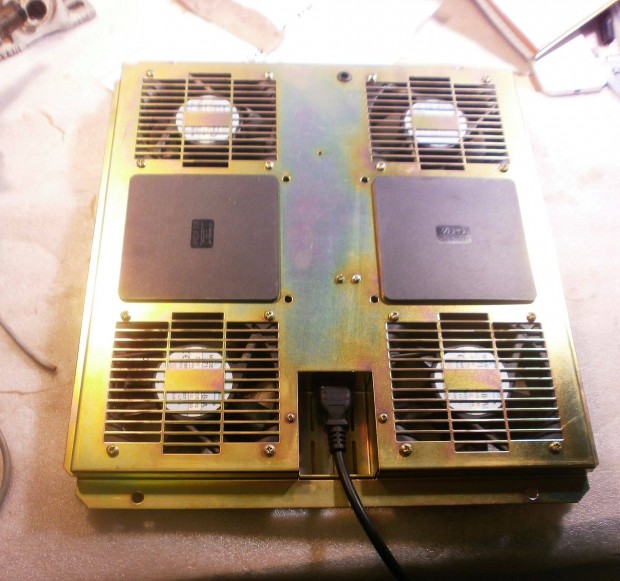 Hűtőpanel négy axiál ventilátorral ventillátor Vero ( 3408 )