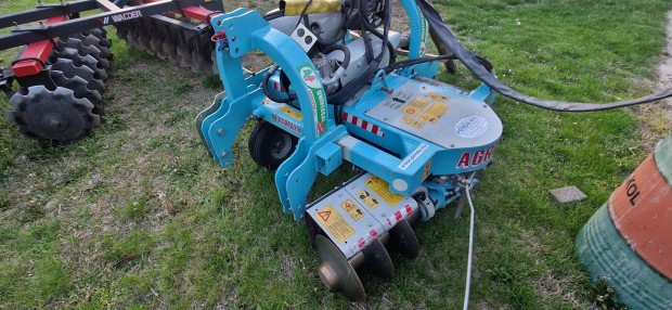 Hydromotoros pálcás kitérős soraljművelő szőlő