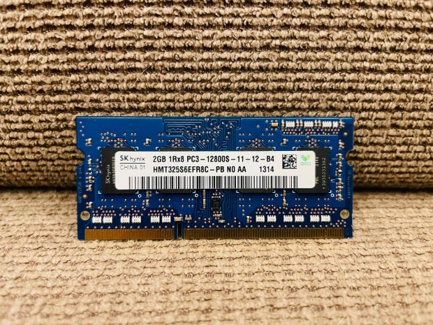 Hynix 2GB DDR3 1600MHz PC12800 Sodimm laptop memória