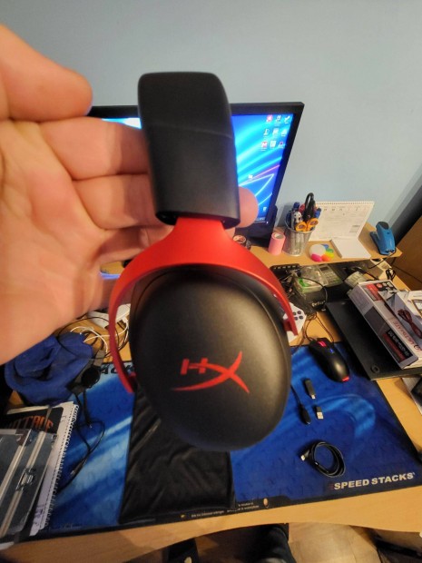 Hyperx Cloud III wirelless fejhallgat