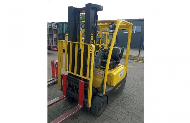 Hyster J 1.5 Xnt elektromos háromtámaszú homlokvillás targonca K 4149