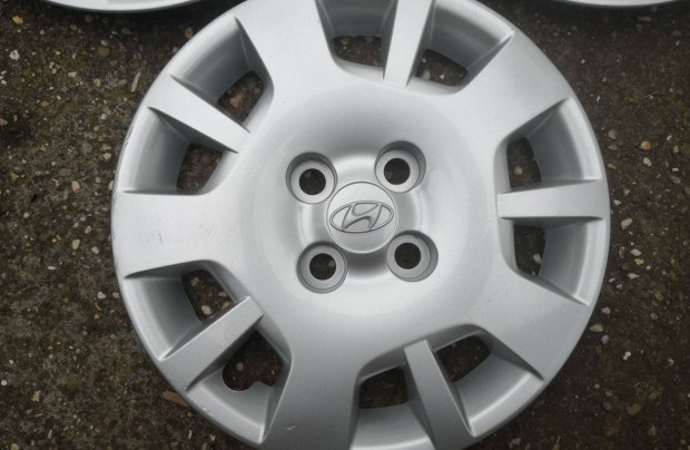 Hyundai 14-es gyári dísztárcsa 3db