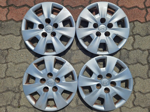 Hyundai 15" gyári dísztárcsa