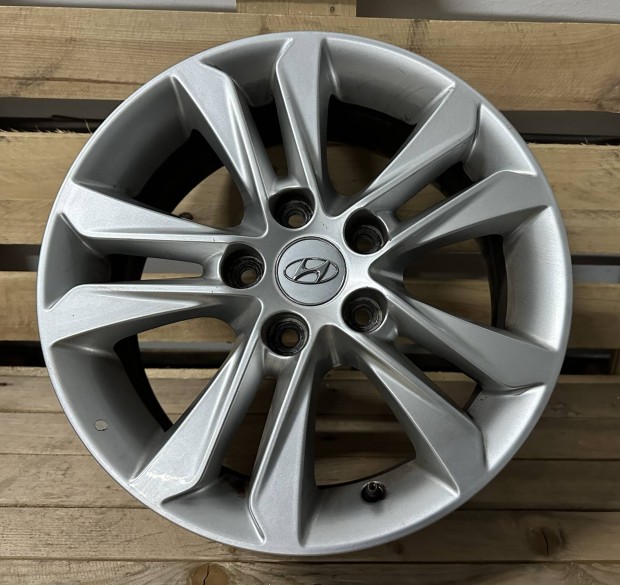 Hyundai 16os gyri alufelni 5x114,3 I30 Ix20 