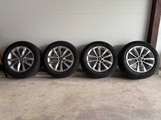 Hyundai 5x114.3 16" alufelnik ny�ri gumikkal, Tpms szenzorokkal olcs�n