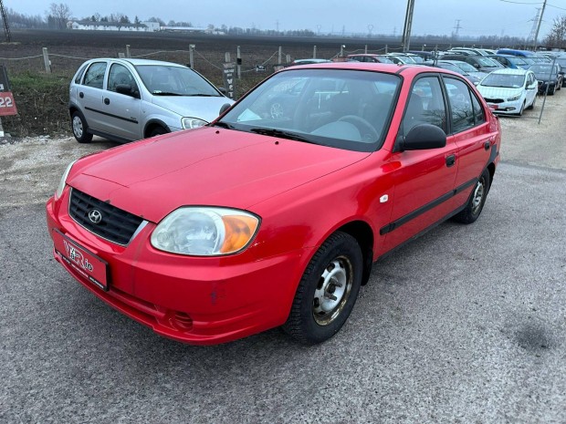 Hyundai Accent 1.5 GLS ellenrztt futs . meg...