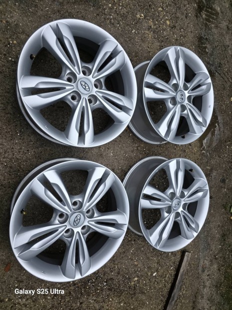 Hyundai Alufelnik 17colos 5x114,3.