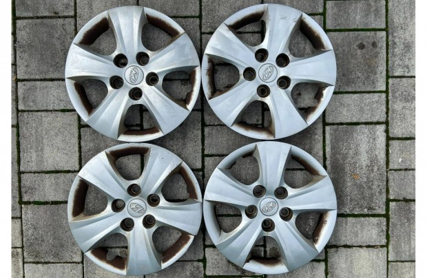 Hyundai Disztrcsa 15" (Gyri)