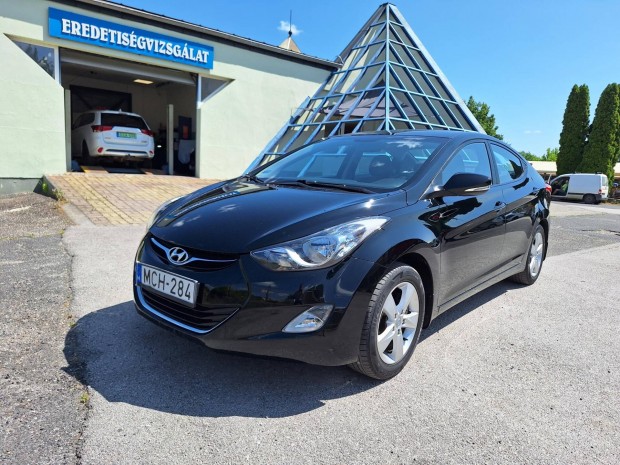 Hyundai Elantra 1.6i Comfort Magyarországi 1381...