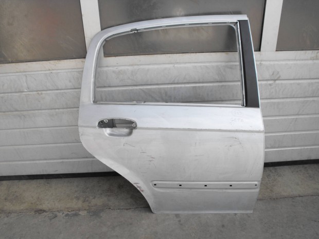 Hyundai Getz jobb hátsó ajtó