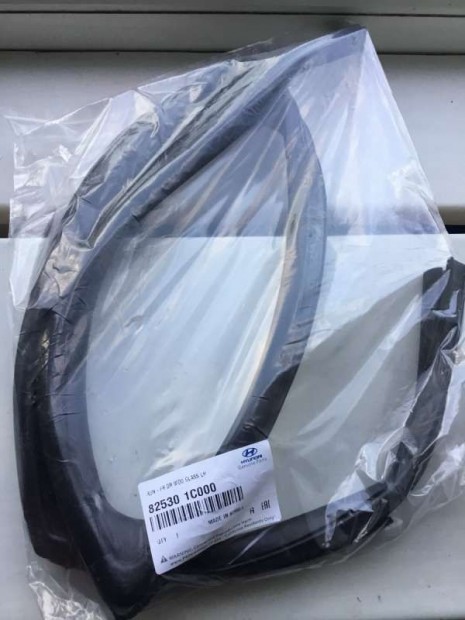 Hyundai Getz veg vezet gumi els bal 825301C000