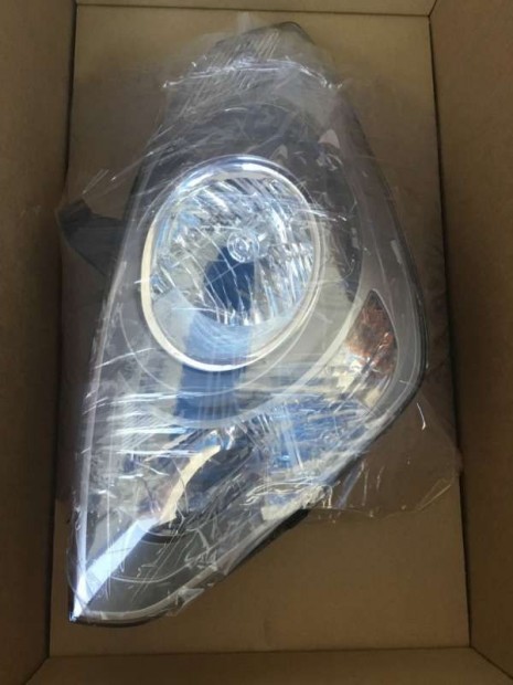 Hyundai H1 TQ fényszóró első bal 921014H020
