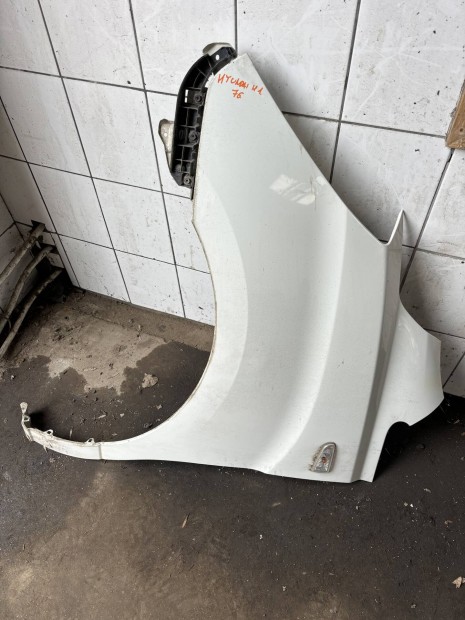 Hyundai H1 bal s�rv�d� feh�r 