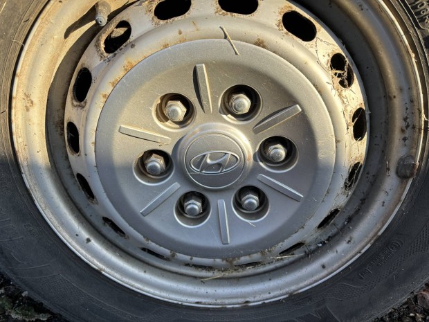 Hyundai H1 felni kupak kzp dsztrcsa 