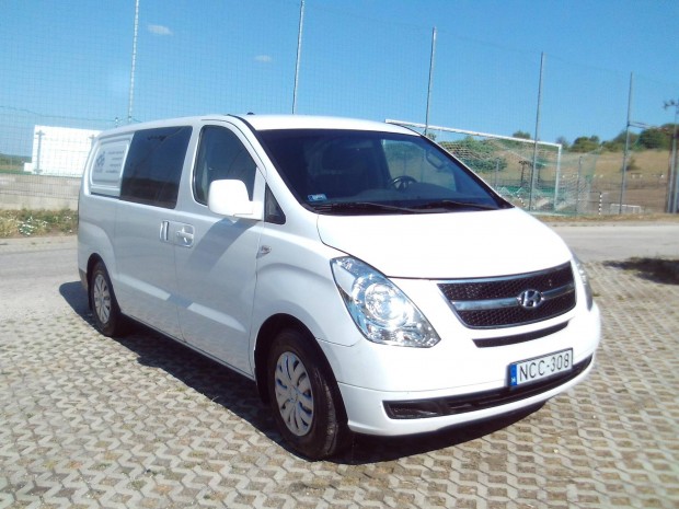 Hyundai H-1 Bus Tour 2.5 CRDi LP Comfort 1-év m...