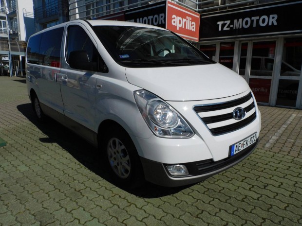Hyundai H-1 Bus Tour 2.5 CRDi LP Comfort 5 szem...