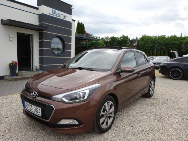 Hyundai I20 1.25 Color limited edition Panoráma...