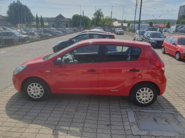 Hyundai I20 1.25 DOHC Classic AC 110000km klima...