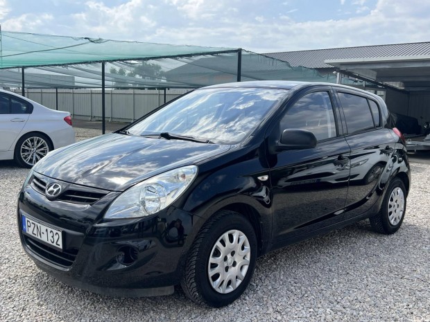 Hyundai I20 1.25 DOHC Classic AC ++Kamera++Navi...