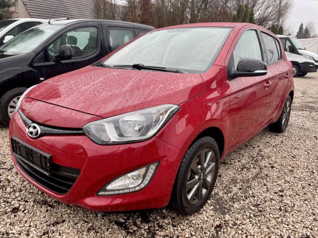 Hyundai I20 1.25 Go! Brasil Plus Kl�ma-Tempomat...