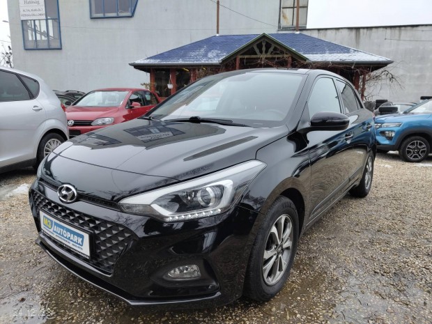 Hyundai I20 1.25 HP Premium 84.872- Km Bemutat...