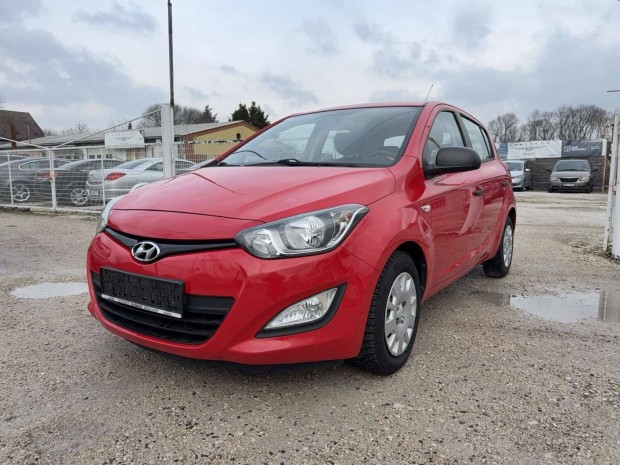 Hyundai I20 1.25 Life AC. valban megkmlt  2 v mszakival elad! 