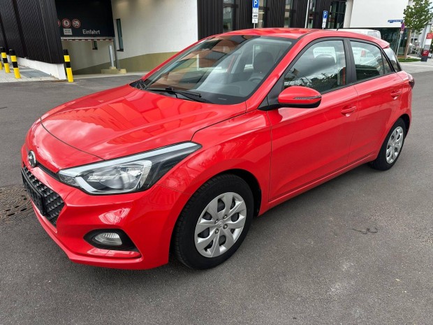 Hyundai I20 1.2 MPi Life Szervizknyv