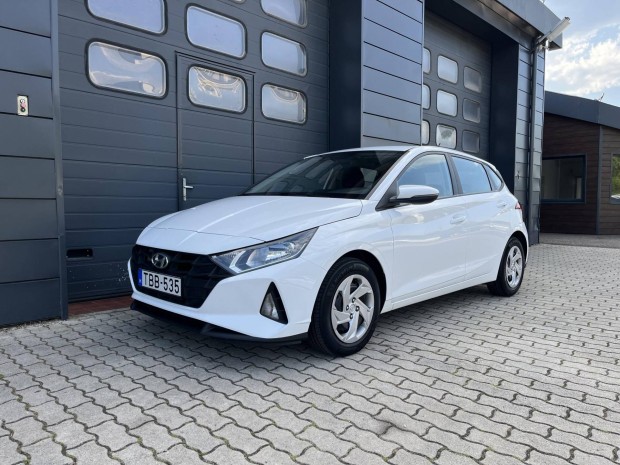 Hyundai I20 1.2 MPi Life Szervizkönyv / Magyaro...