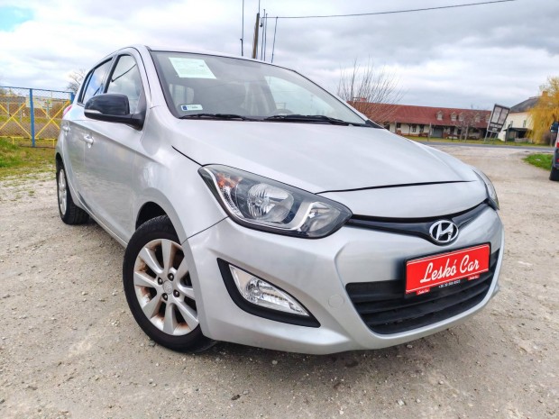 Hyundai I20 1.4 Go! Brasil Sport