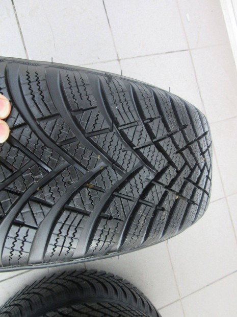 Hyundai I20 aclfelni Keveset Futott 185/65 R15 Hankook tli gumival