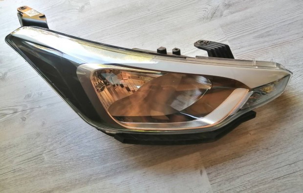Hyundai I20 jobb fnyszr