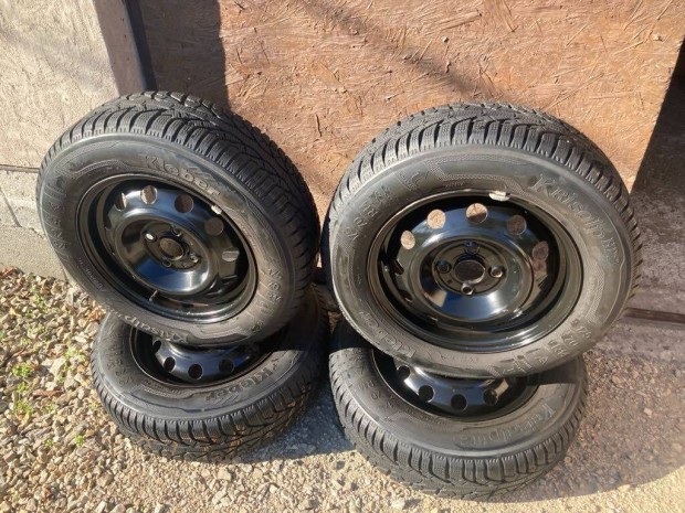 Hyundai I20 komplett kerekek 175/70 R14