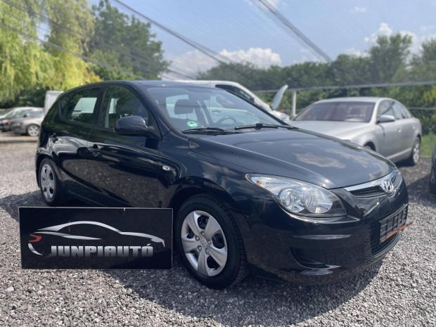 Hyundai I30 1.4 Ajándék olajcserével 139.000km-...