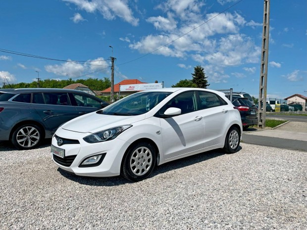Hyundai I30 1.4 CRDi Comfort Klíma.Multikormány...