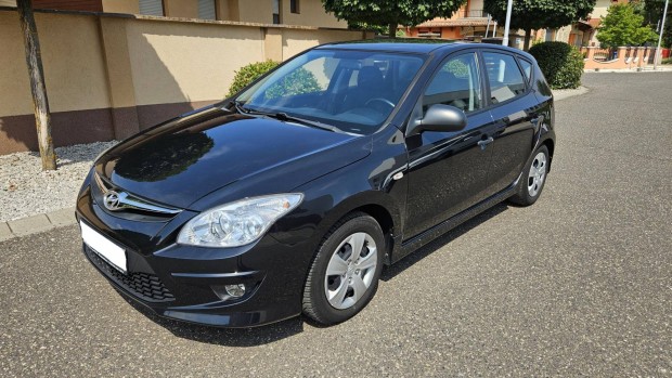 Hyundai I30 1.4 DOHC Classic
