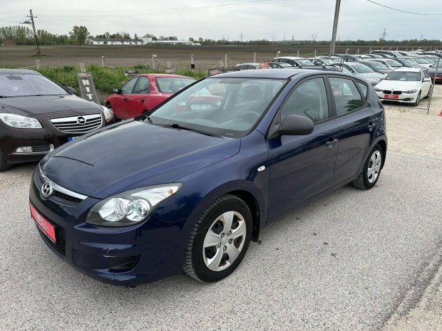Hyundai I30 1.4 DOHC Comfort 3 év kiterjesztett...