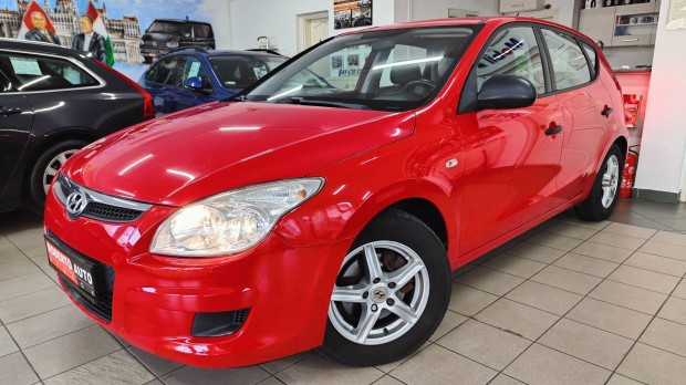 Hyundai I30 1.4 DOHC Comfort Pr Nap Alatt Elvi...