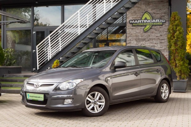Hyundai I30 1.4 DOHC Comfort Steel Gray Metalic...