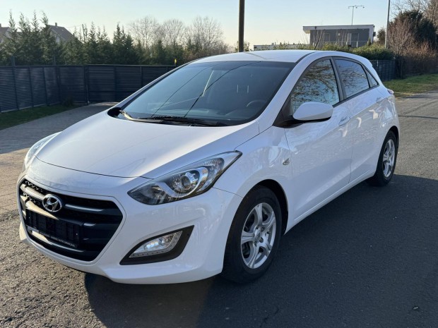 Hyundai I30 1.4 MPi Comfort 3 v Garancia/Klma...