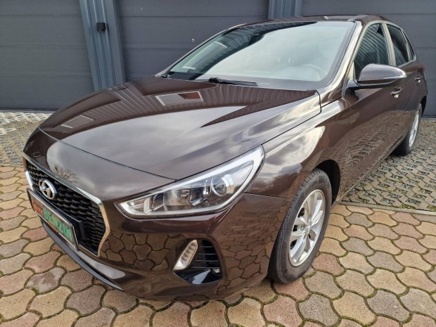 Hyundai I30 1.4 MPi ISG Life Gy�ny�r� Mokkabarn...