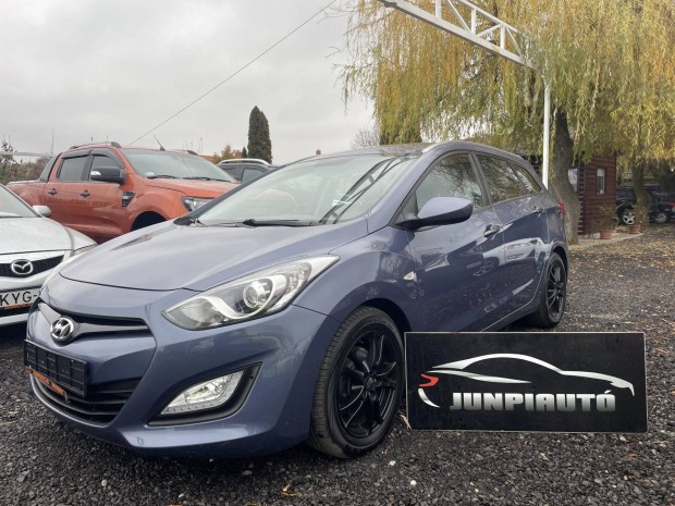 Hyundai I30 1.4 Megbzhatan vezetett szervizk...