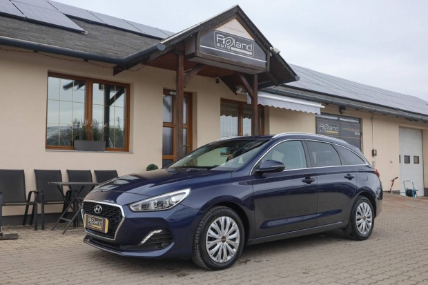 Hyundai I30 1.4 T-GDi Comfort DCT Mo-i - Márkas...