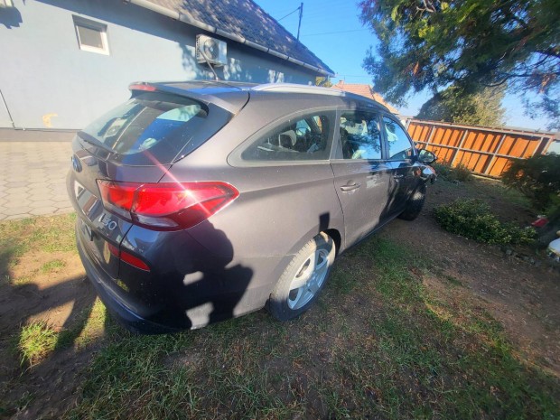 Hyundai I30 1.4 T-GDi GO! Plus Indul! 151218km!