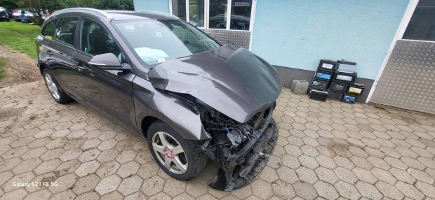 Hyundai I30 1.4 T-GDi GO! Plus Indul! 151218km!