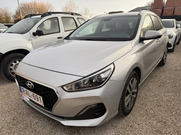 Hyundai I30 1.4 T-GDi Premium DCT fs! Magyaro...