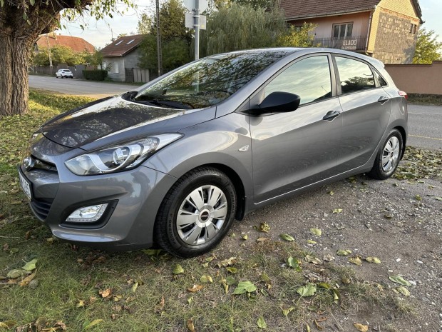 Hyundai I30 1.4i Business Megkmlt