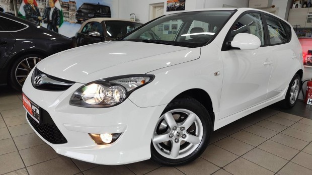 Hyundai I30 1.4i Business Pár Nap Alatt Átvehet...