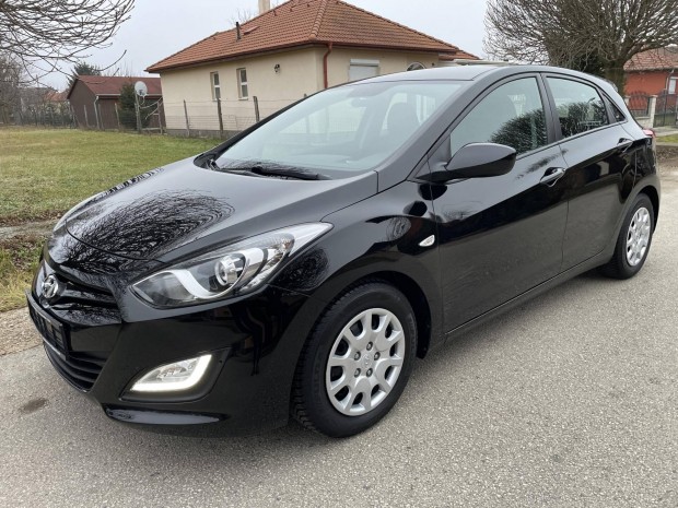 Hyundai I30 1.4i Comfort Friss mszaki.Garantl...