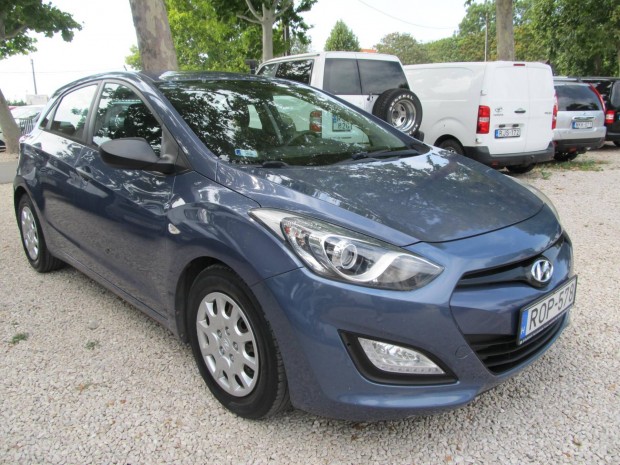 Hyundai I30 1.4i Comfort Klma 158000km