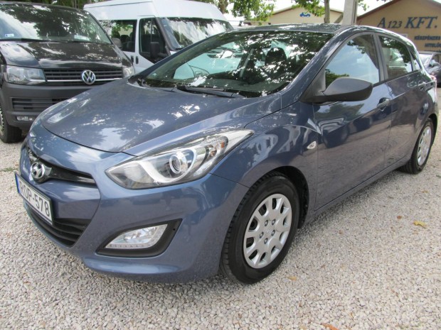 Hyundai I30 1.4i Comfort Klma 158000km